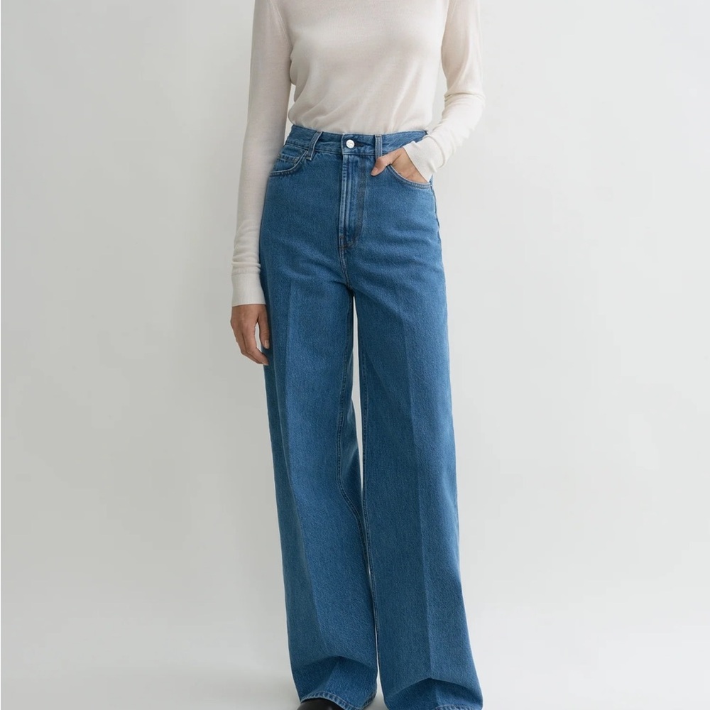 Toteme Wide Leg Jeans - Picture 2 of 15